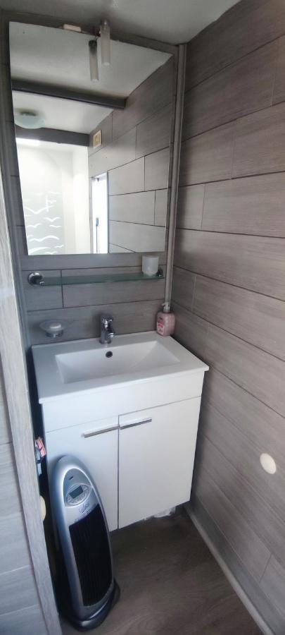 Przytulny Domek Holenderski Z Podgrzewanym Odkrytym Basenem Do Dyspozycji Gosci De Haan Ngoại thất bức ảnh